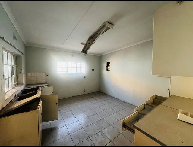 361M² MEDICAL SUITE SOLD IN SONHEUWEL